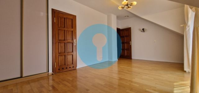 dom wolnostojący, 7 pokoi Dąbrowa, ul. Barczańska. Zdjęcie 40