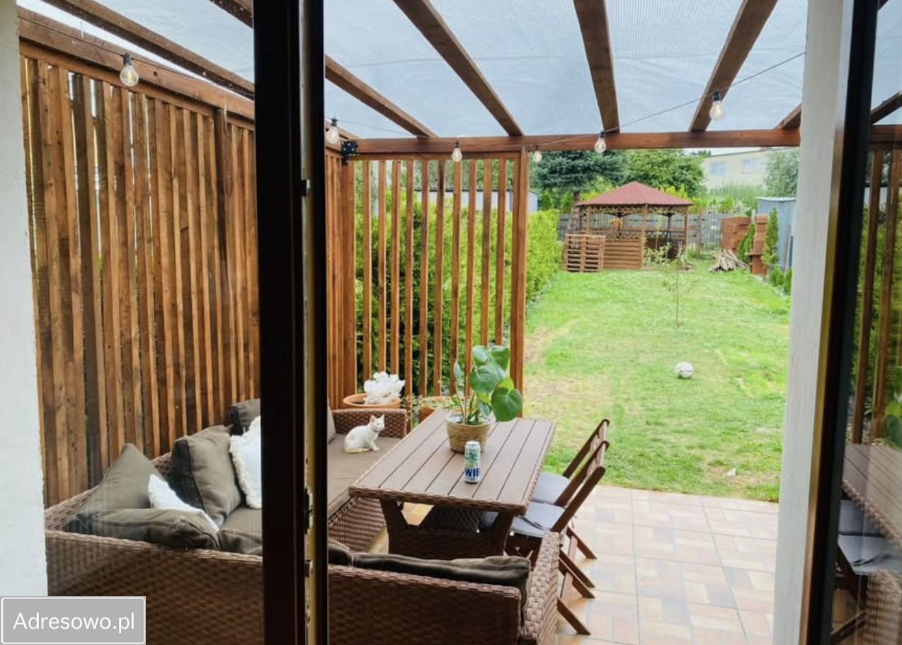 dom szeregowy, 4 pokoje Świecie Centrum, ul. Żeromskiego. Zdjęcie 3