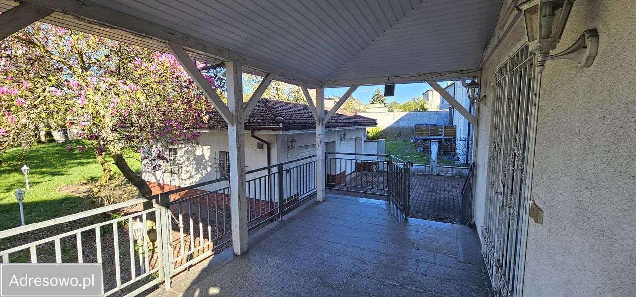 dom wolnostojący, 5 pokoi Mikołów Centrum, ul. Długa. Zdjęcie 2