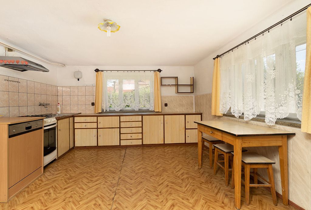 dom wolnostojący, 6 pokoi Jedlicze, ul. dr. Michała Drozdowicza. Zdjęcie 11