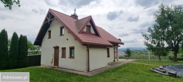 dom wolnostojący, 5 pokoi Łukowica. Zdjęcie 1