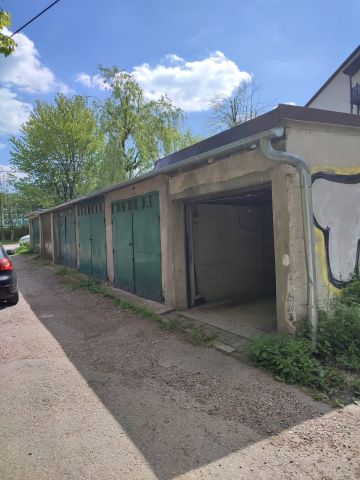 Garaż/miejsce parkingowe Bielsko-Biała, ul. Akademii Umiejętności. Zdjęcie 1