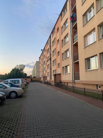 Mieszkanie 2-pokojowe Tomaszów Mazowiecki, ul. Długa. Zdjęcie 1