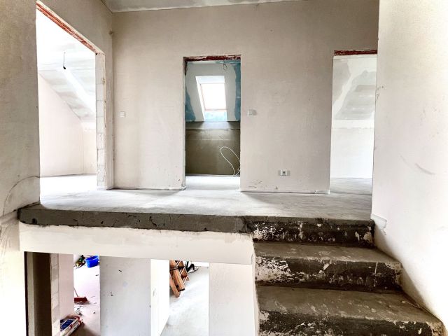 dom wolnostojący, 5 pokoi Mników. Zdjęcie 15