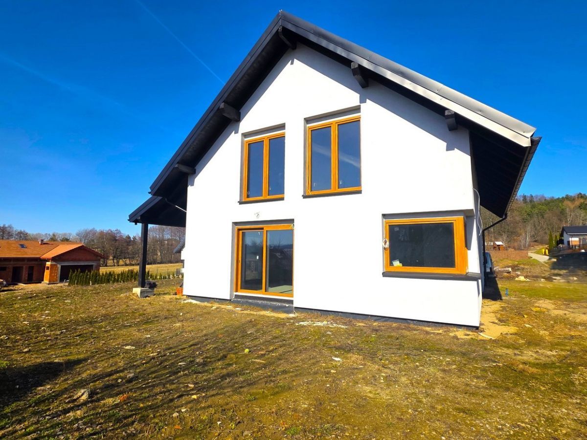 dom wolnostojący, 5 pokoi Sanok Olchowce, ul. Słowicza. Zdjęcie 4