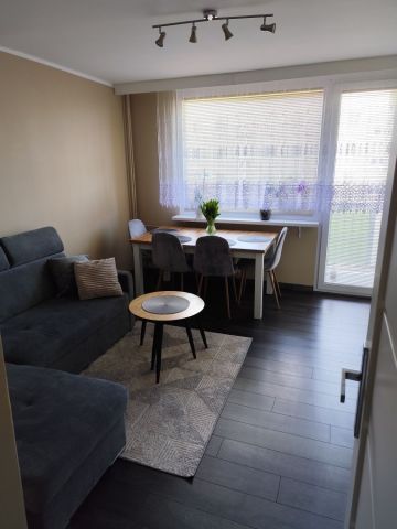 Mieszkanie 3-pokojowe Zielona Góra Centrum, ul. Stefana Wyszyńskiego. Zdjęcie 1