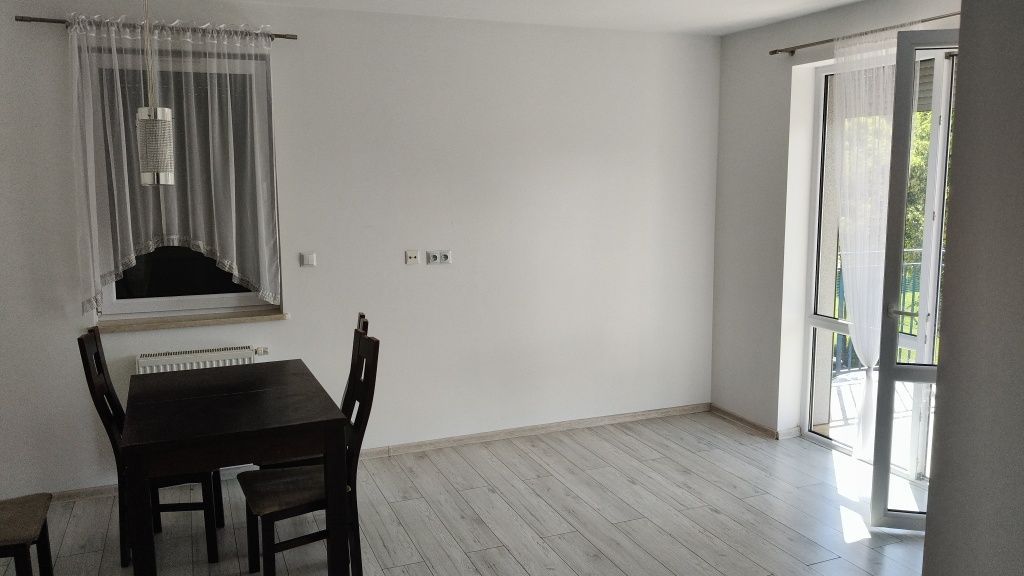 Mieszkanie 3-pokojowe Brzeg Centrum, ul. Sergiusza Mossora. Zdjęcie 2
