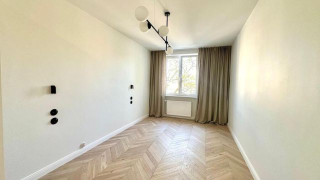 Mieszkanie 3-pokojowe Warszawa Śródmieście, ul. Wilcza. Zdjęcie 8