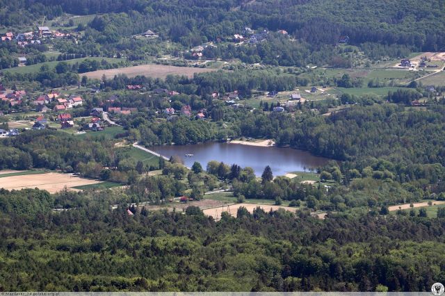 dom wolnostojący, 5 pokoi Sulistrowice. Zdjęcie 28