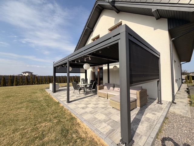 dom wolnostojący, 5 pokoi Konopnica. Zdjęcie 1