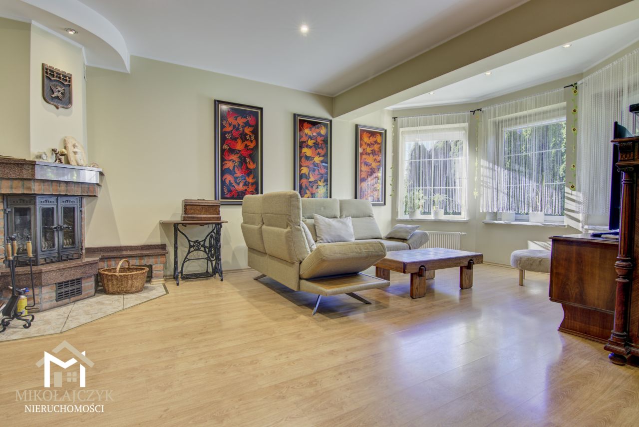 dom wolnostojący, 4 pokoje Bartoszyce, ul. Pieniężnego. Zdjęcie 3