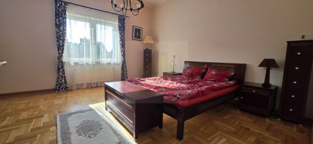 dom wolnostojący, 8 pokoi Grodzisk Mazowiecki. Zdjęcie 9