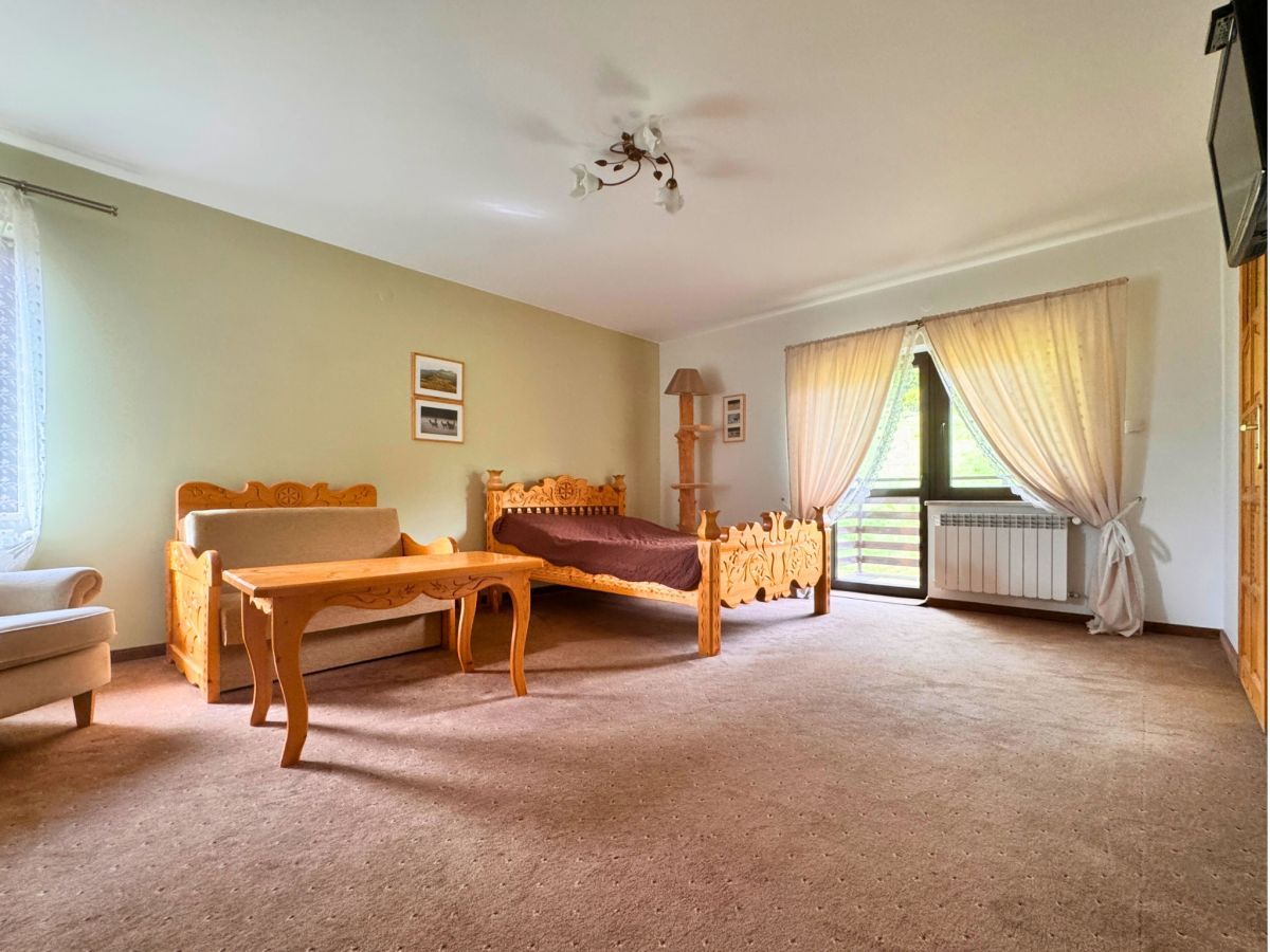 dom wolnostojący, 10 pokoi Cisna. Zdjęcie 15