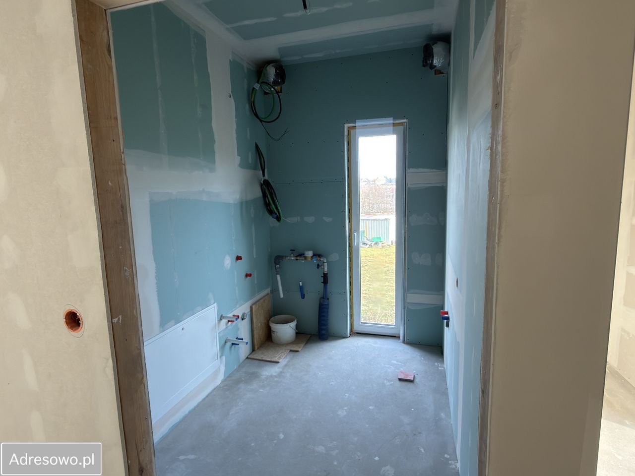 dom wolnostojący, 3 pokoje Osieczany. Zdjęcie 12