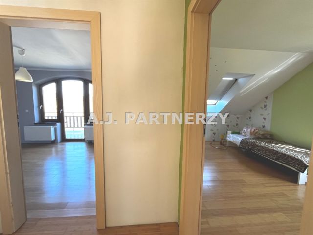 dom, 6 pokoi Siedlec. Zdjęcie 3