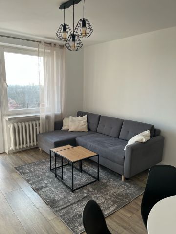 Mieszkanie 3-pokojowe Kraków Nowa Huta, os. Krakowiaków. Zdjęcie 1