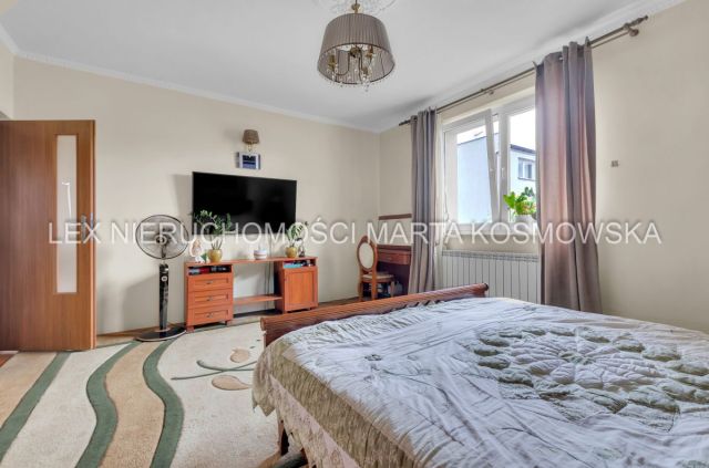 dom wolnostojący, 9 pokoi Raszyn. Zdjęcie 5