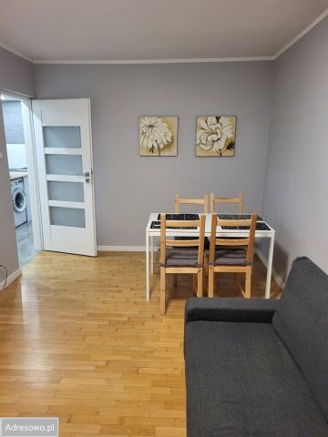 Mieszkanie 2-pokojowe Łódź Dąbrowa, ul. Władysława Umińskiego. Zdjęcie 1