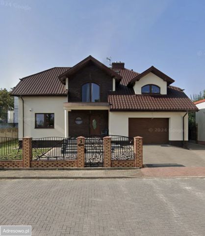 dom wolnostojący Zambrów, ul. Pogodna. Zdjęcie 1