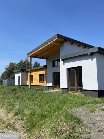 dom wolnostojący, 4 pokoje Żytna, ul. Wolności. Zdjęcie 1