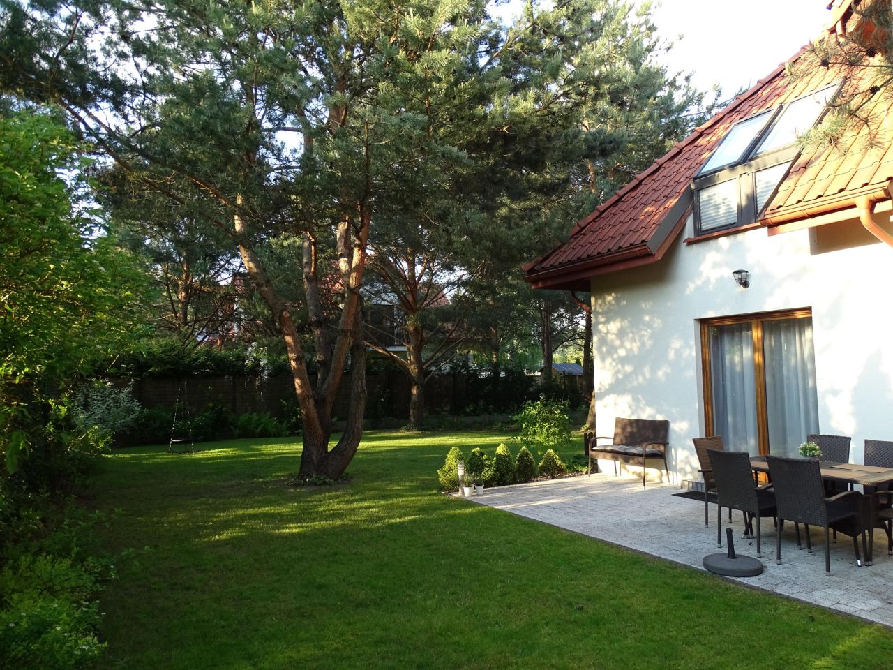 bliźniak, 5 pokoi Łazy, ul. Jasna. Zdjęcie 1