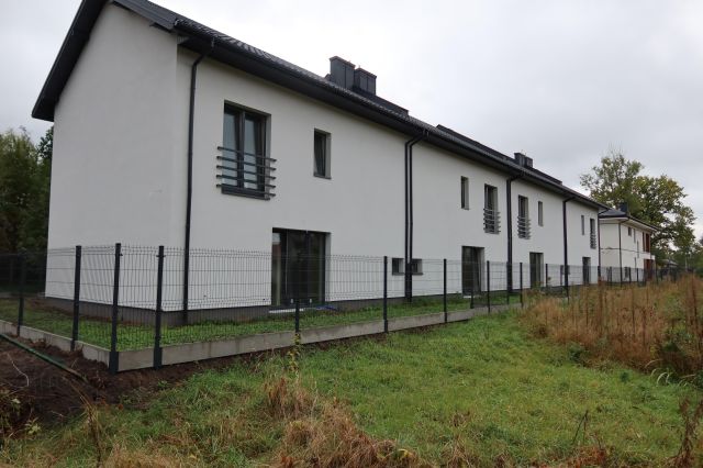 dom szeregowy, 4 pokoje Zielonka Zosinek, ul. Ossowska. Zdjęcie 4