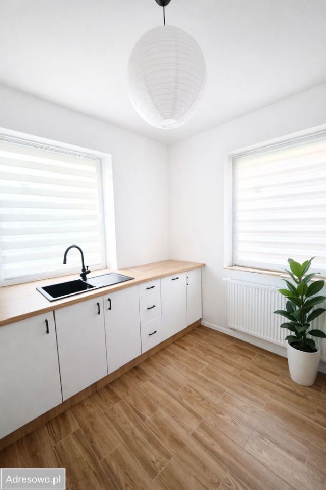 dom wolnostojący, 6 pokoi Kraków Skotniki, ul. Batalionów Chłopskich. Zdjęcie 2