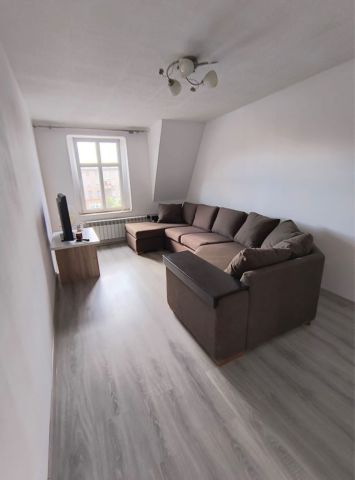 Mieszkanie 3-pokojowe Rychtal, rynek Rynek. Zdjęcie 1