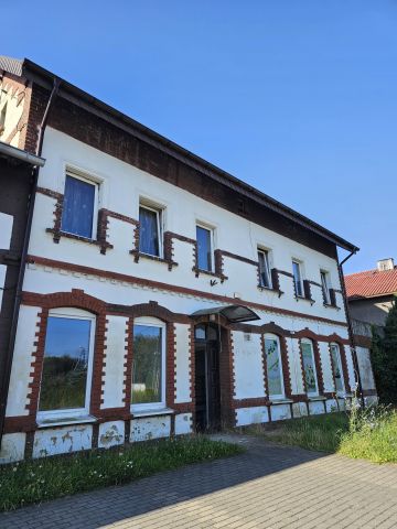 dom wolnostojący, 10 pokoi Mrozów, ul. Wyzwolenia. Zdjęcie 2