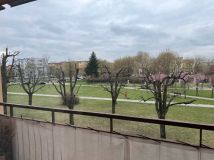 Mieszkanie 3-pokojowe Bełchatów, os. Dolnośląskie. Zdjęcie 1