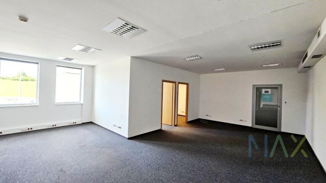 Biuro Kraków Płaszów, ul. gen. Henryka Kamieńskiego. Zdjęcie 4