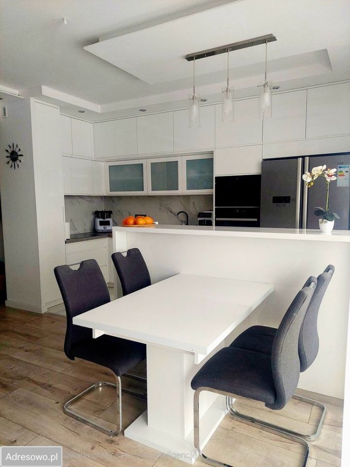 Mieszkanie 4-pokojowe Nowa Wola, ul. Pierwiosnków. Zdjęcie 3