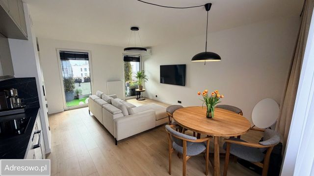 Mieszkanie 3-pokojowe Warszawa Targówek, ul. Wierna. Zdjęcie 1