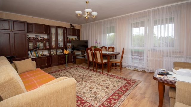 Mieszkanie 3-pokojowe Zawada Wojciechowo Wielkie. Zdjęcie 1