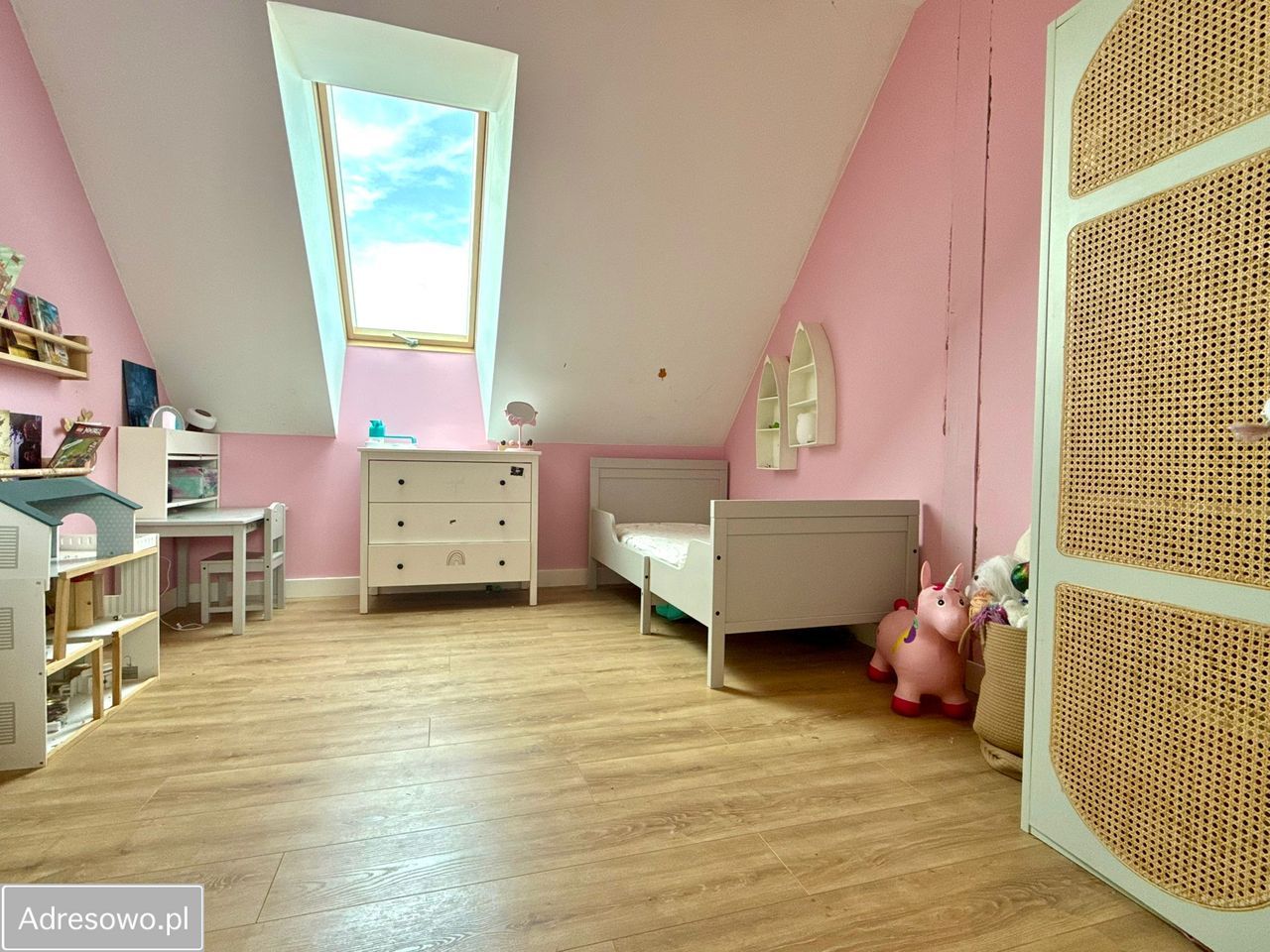 dom wolnostojący, 9 pokoi Grzymalin. Zdjęcie 8