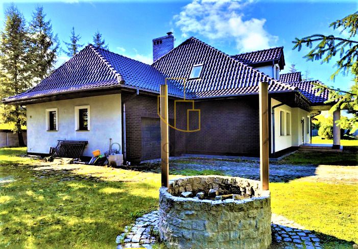 dom wolnostojący, 6 pokoi Chrząstawa Wielka. Zdjęcie 2