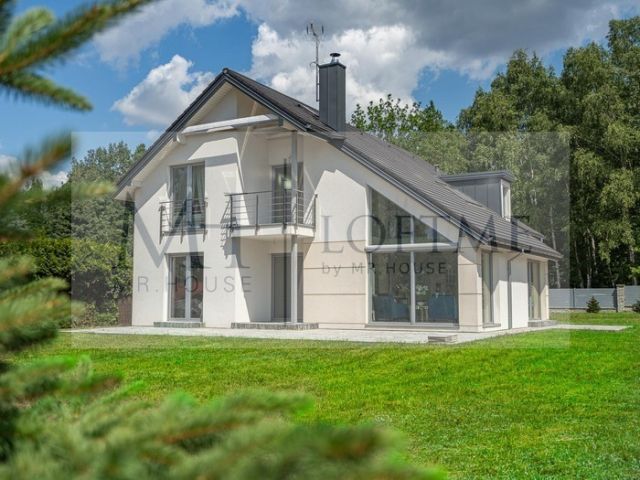 dom wolnostojący, 5 pokoi Rosanów. Zdjęcie 1