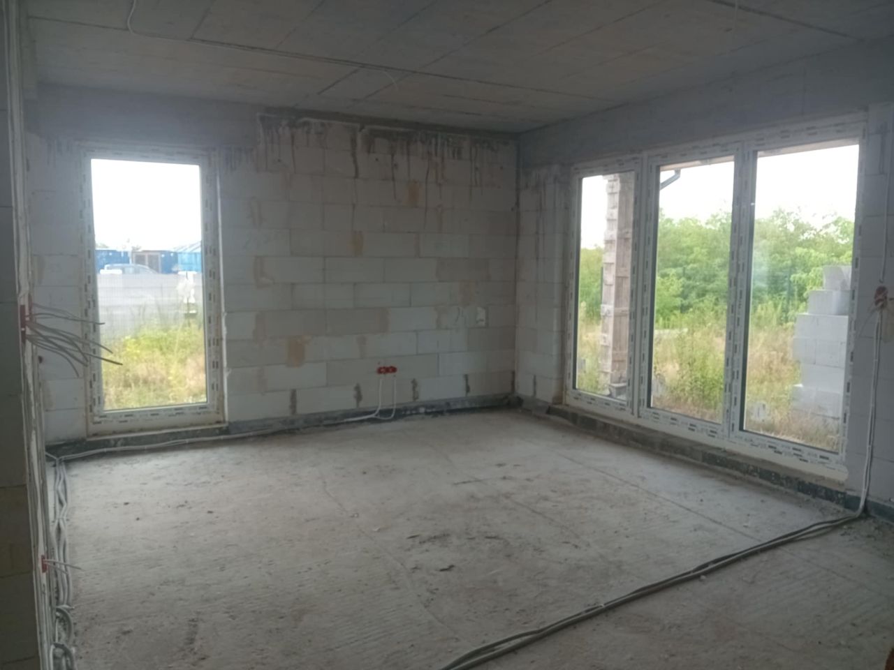 dom wolnostojący, 5 pokoi Jachranka. Zdjęcie 3