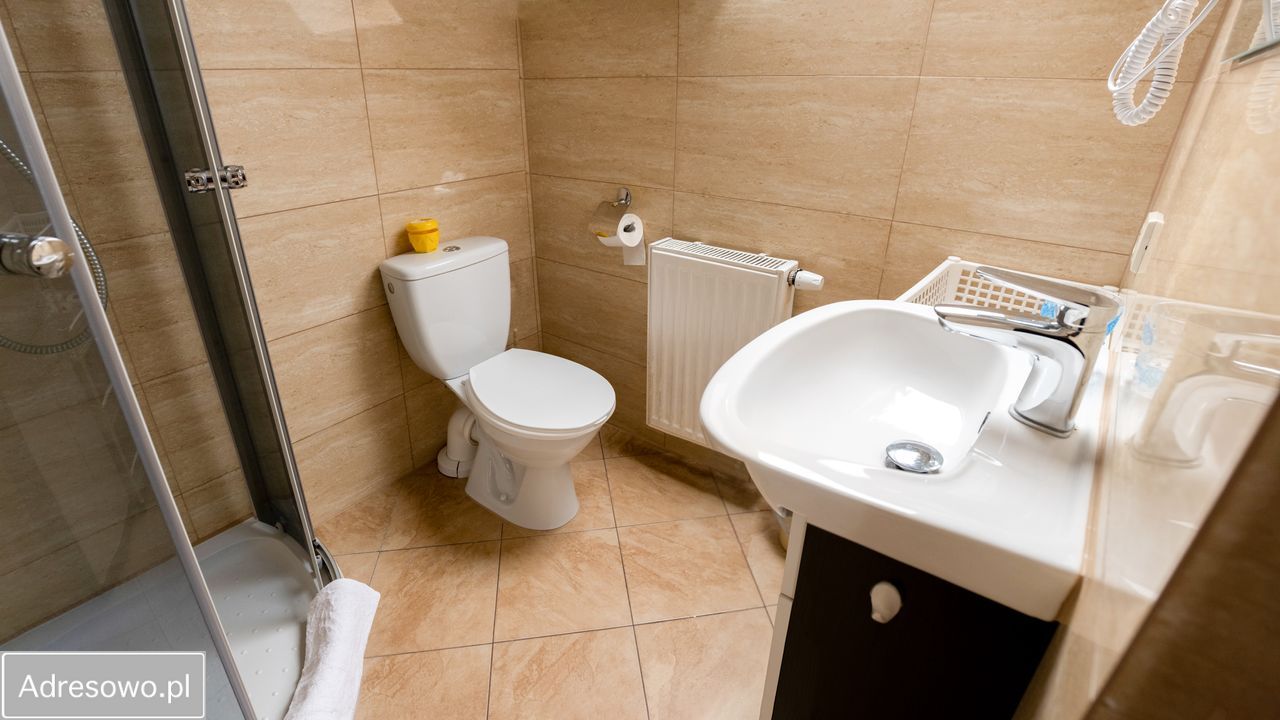 Hotel/pensjonat Łęknica, ul. Wybrzeżna. Zdjęcie 3