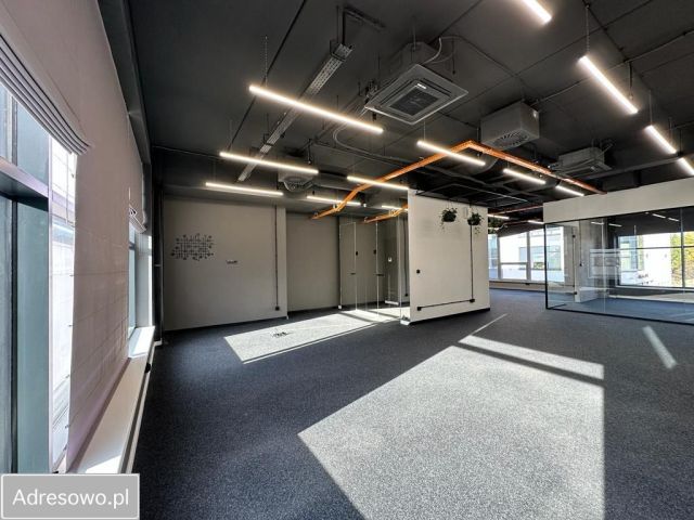 Biuro Wrocław Krzyki, ul. Życzliwa. Zdjęcie 1