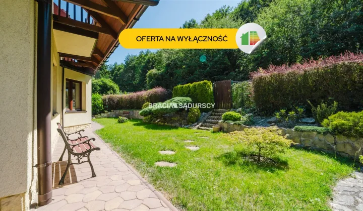 dom wolnostojący, 5 pokoi Pękowice, ul. Łąkowa