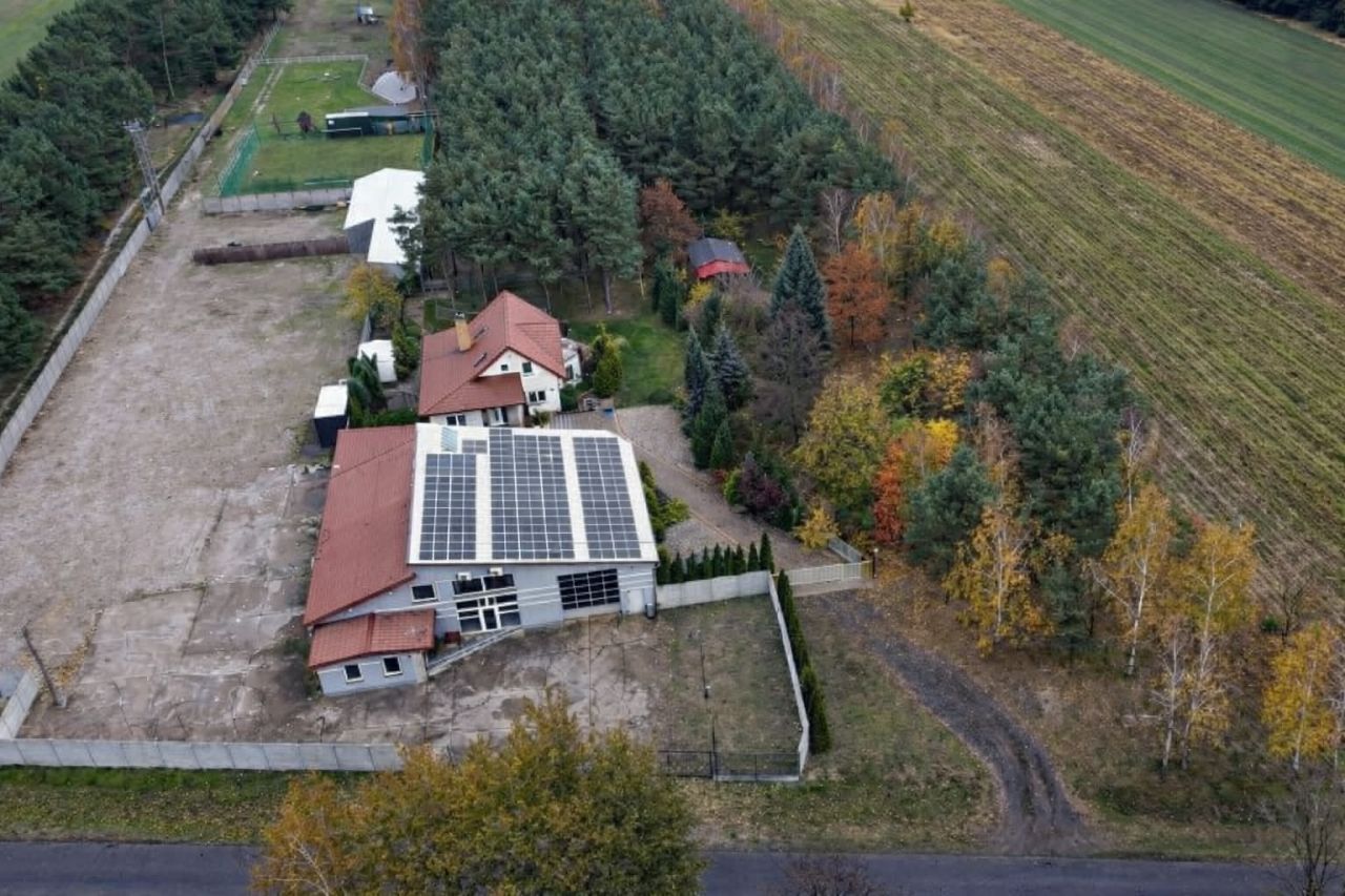 dom wolnostojący, 5 pokoi Chylin. Zdjęcie 3