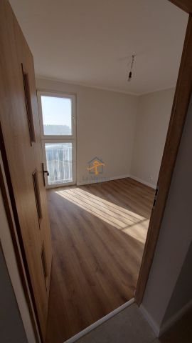 Mieszkanie 3-pokojowe Kraków Nowa Huta. Zdjęcie 5