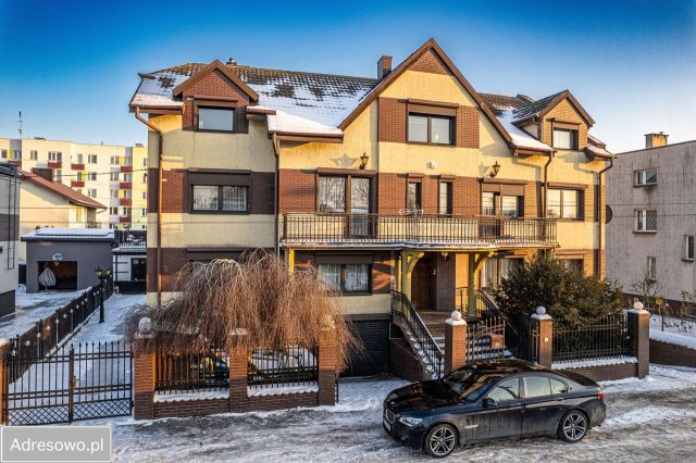 dom wolnostojący, 12 pokoi Sierpc. Zdjęcie 1