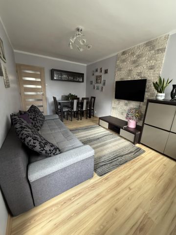 Mieszkanie 3-pokojowe Lubin, ul. Topolowa. Zdjęcie 1