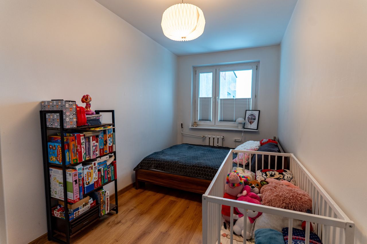 Mieszkanie 4-pokojowe Łódź Radogoszcz, Pstrągowa. Zdjęcie 9