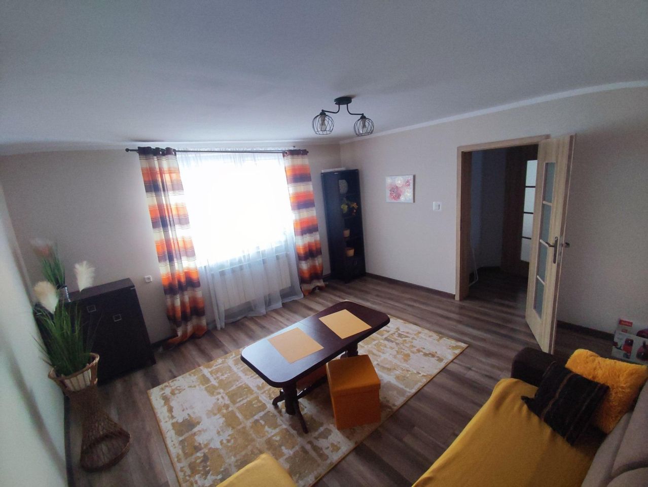 dom wolnostojący, 5 pokoi Laszki Podstaw. Zdjęcie 12