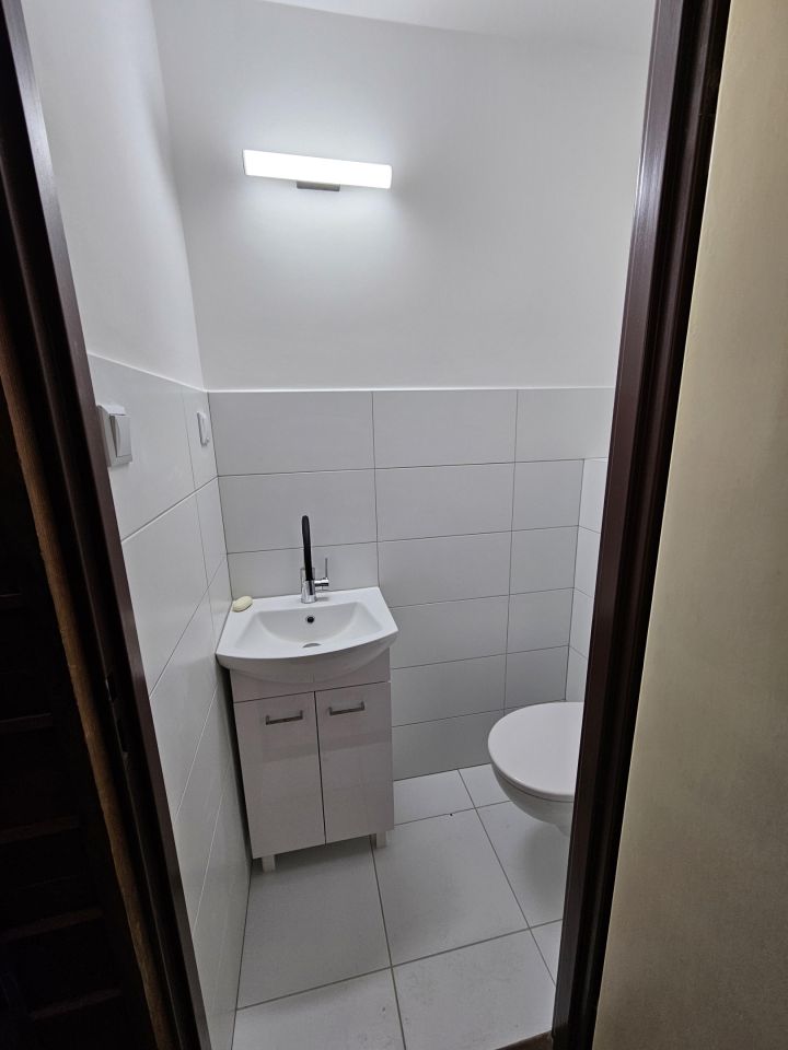 dom szeregowy, 5 pokoi Tarnów. Zdjęcie 5