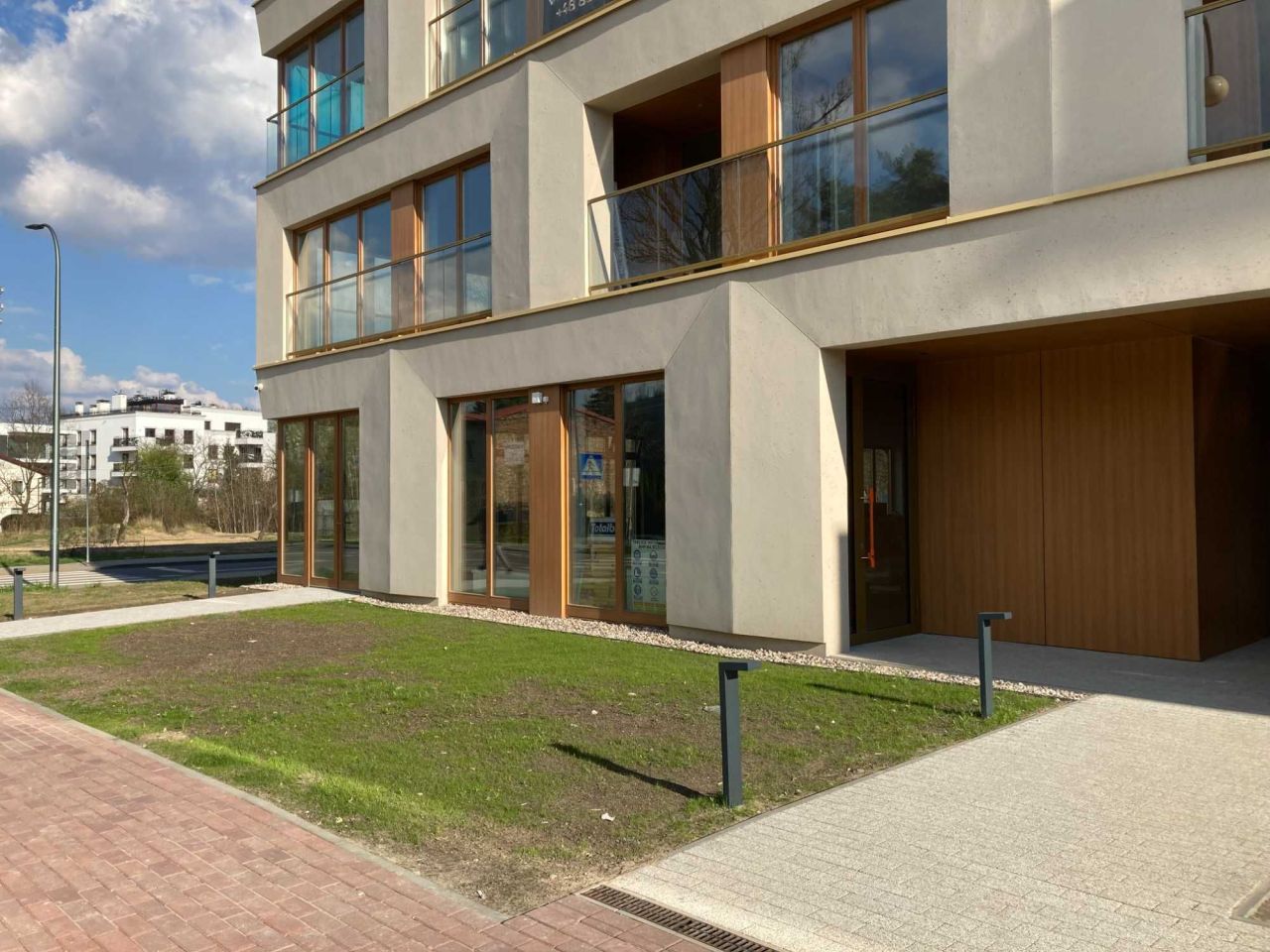 Lokal Warszawa Bielany, al. Aleja Słowiańska