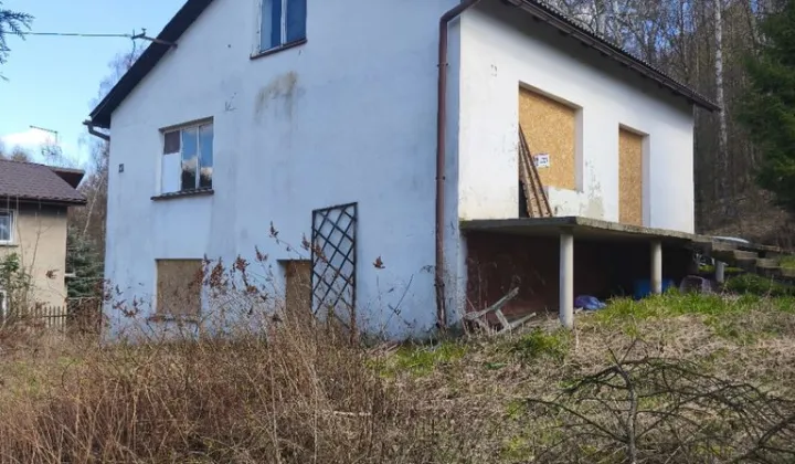 dom wolnostojący, 4 pokoje Młoszowa, ul. Karniowicka
